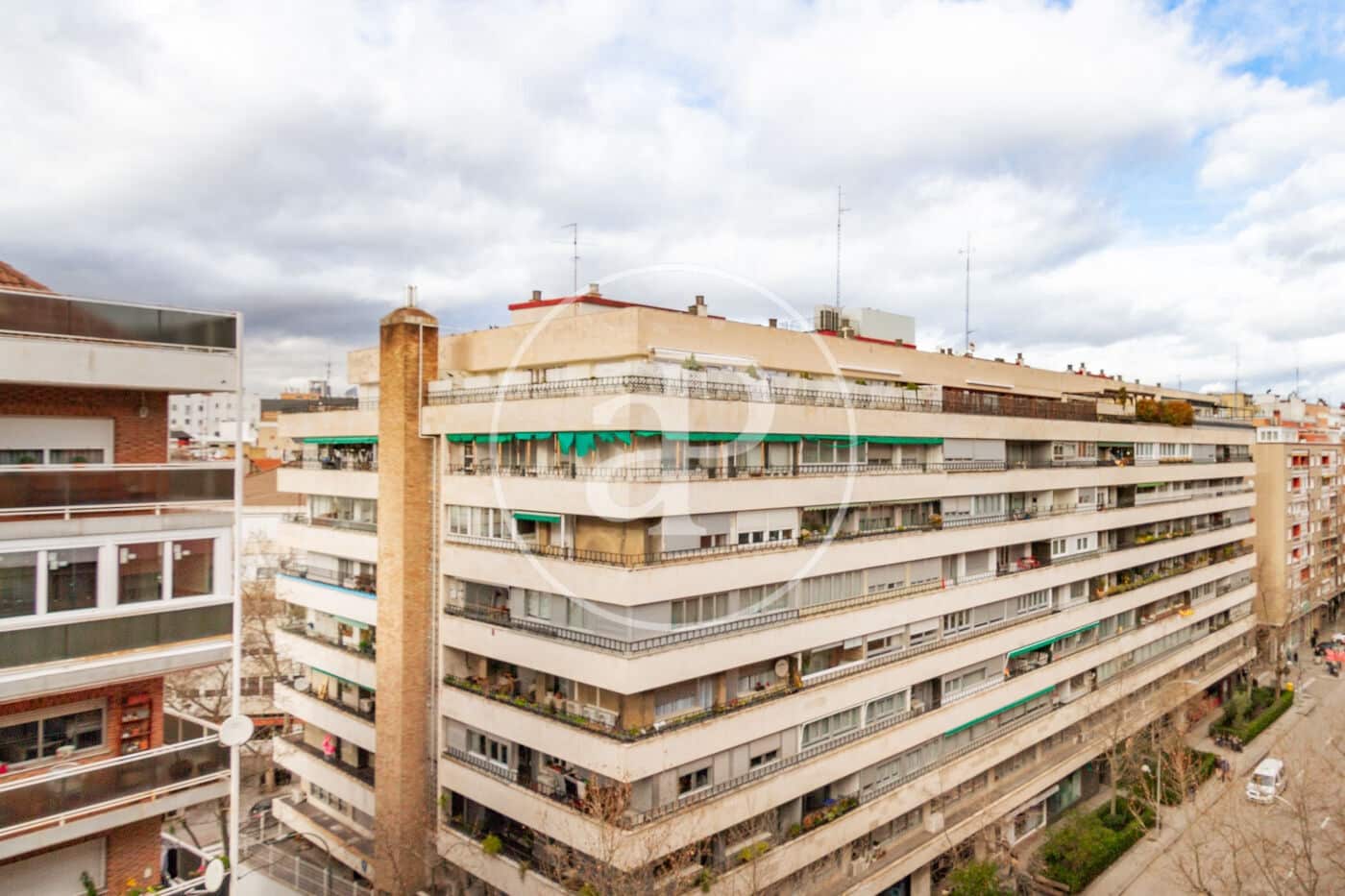 Apartamento de 2 habitaciones en Madrid ciudad en alquiler - 1.900 € (Ref: 9616159)