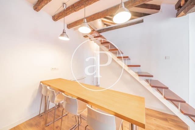 2 sovrum Lägenhet att hyra i Cortes, Madrid stad - 1 500 € (Ref: 9619592)