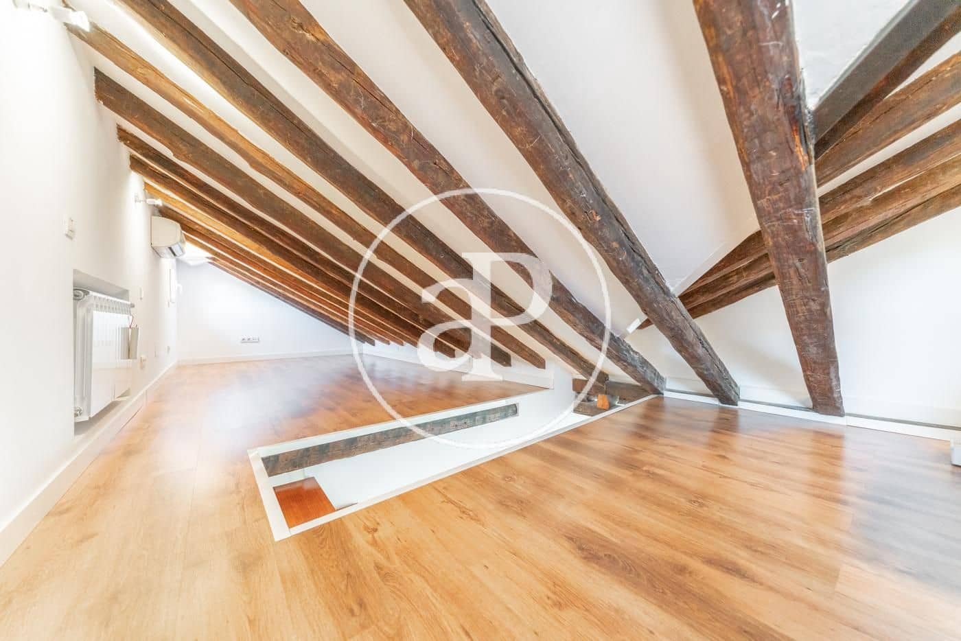 2 sovrum Lägenhet att hyra i Madrid stad - 1 500 € (Ref: 9619592)