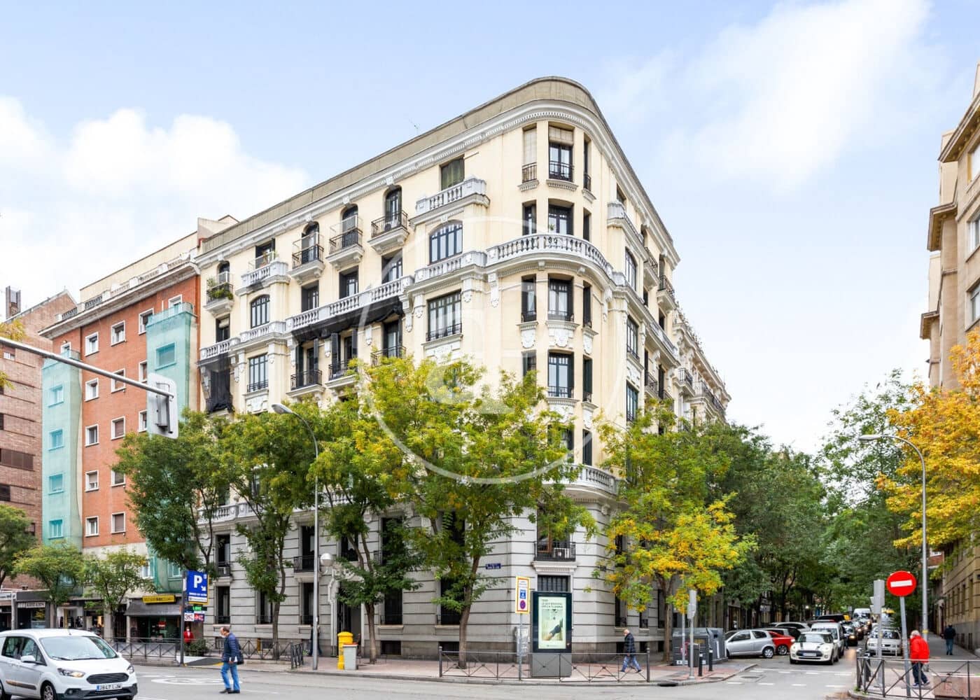 3 soveværelse Lejlighed til salg i Madrid by - € 990.000 (Ref: 9625952)