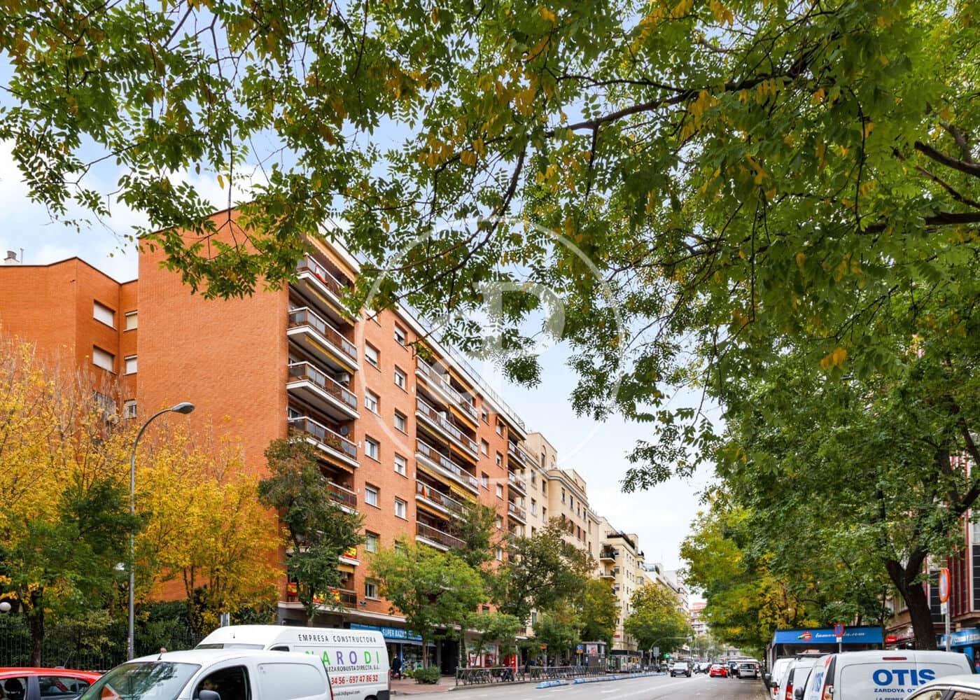 3 soveværelse Lejlighed til salg i Madrid by - € 990.000 (Ref: 9625952)