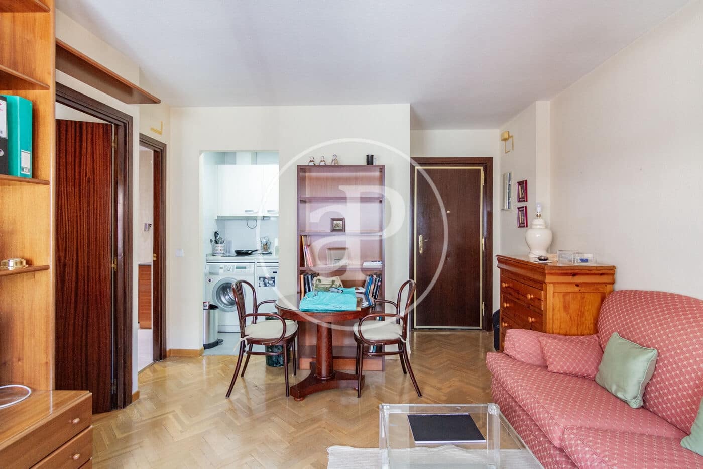 Apartamento en Madrid ciudad en alquiler - 1.350 € (Ref: 9627568)