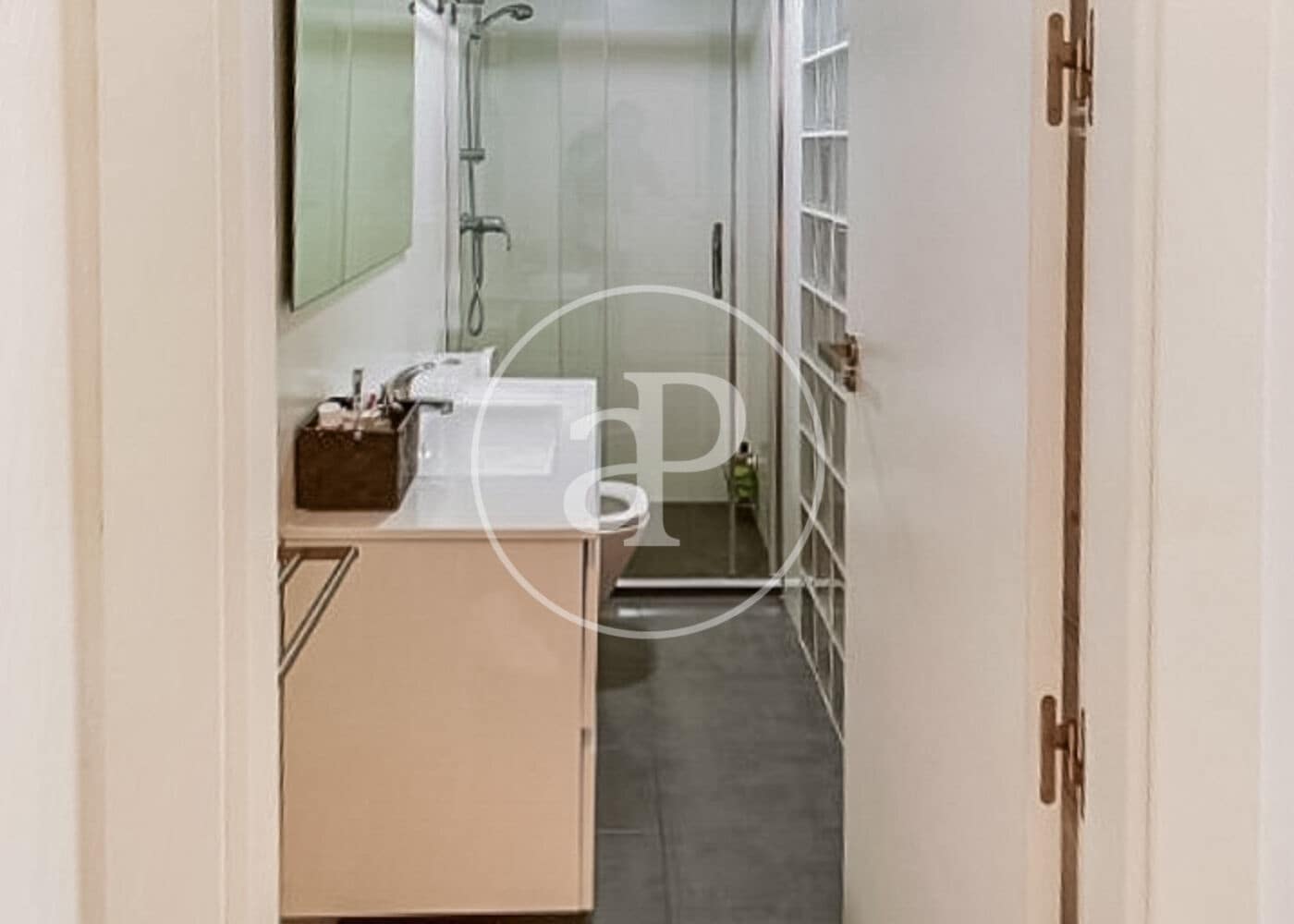 1 soveværelse Lejlighed til leje i Madrid by - € 1.500 (Ref: 9627569)