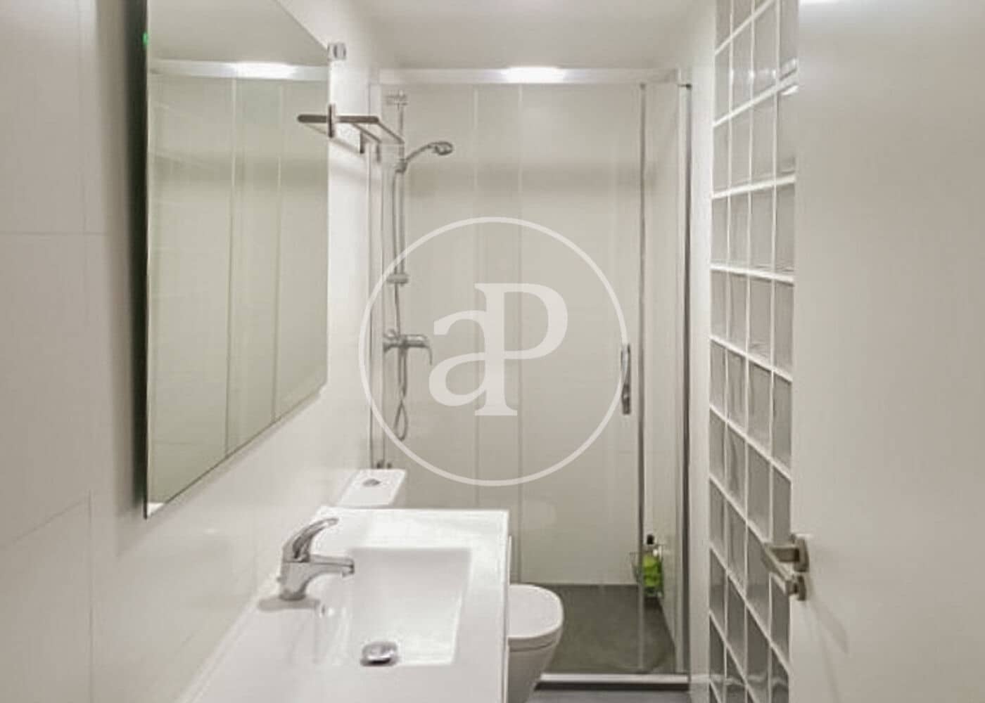 1 soveværelse Lejlighed til leje i Madrid by - € 1.500 (Ref: 9627569)