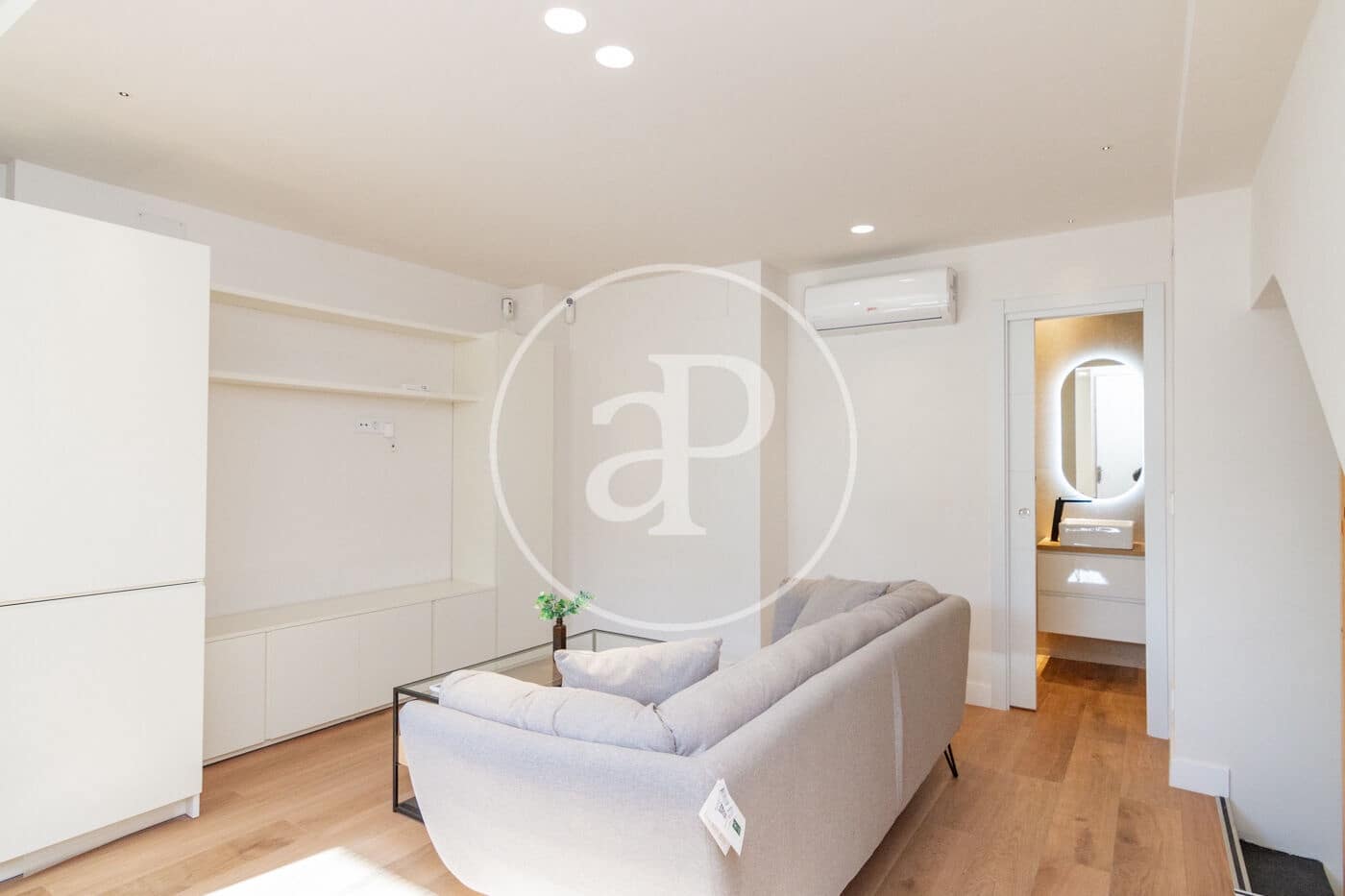 4 slaapkamer Appartement te koop in Madrid stad - € 822.000 (Ref: 9627570)