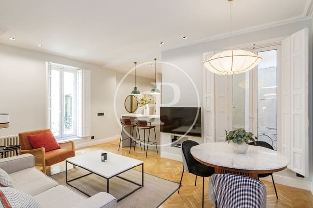 2 makuuhuone Huoneisto vuokrattavana paikassa Recoletos, Madrid kaupunki - 3 800 € (Ref: 9627573)