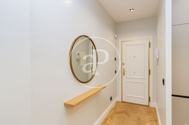 2 makuuhuone Huoneisto vuokrattavana paikassa Recoletos, Madrid kaupunki - 3 800 € (Ref: 9627573)