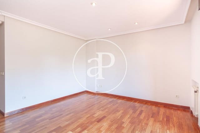 2 makuuhuone Huoneisto vuokrattavana paikassa La Moraleja, Alcobendas mukana uima-altaan - 2 600 € (Ref: 9630349)