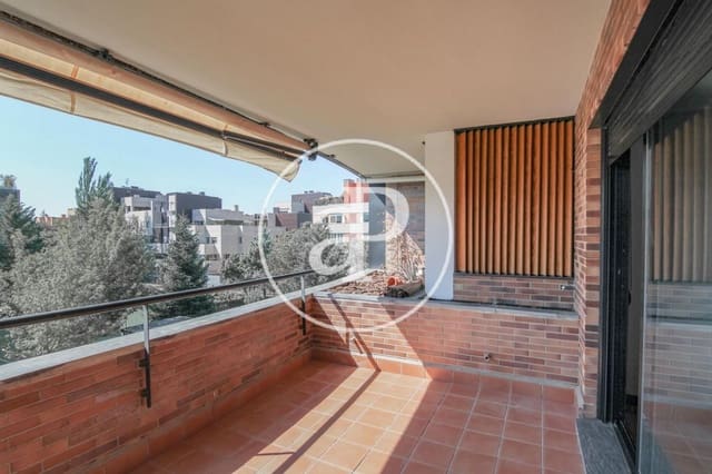 2 makuuhuone Huoneisto vuokrattavana paikassa La Moraleja, Alcobendas mukana uima-altaan - 2 600 € (Ref: 9630349)