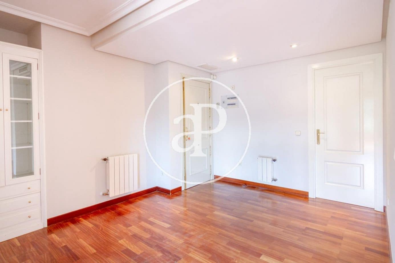 2 makuuhuone Huoneisto vuokrattavana paikassa La Moraleja mukana uima-altaan - 2 600 € (Ref: 9630349)