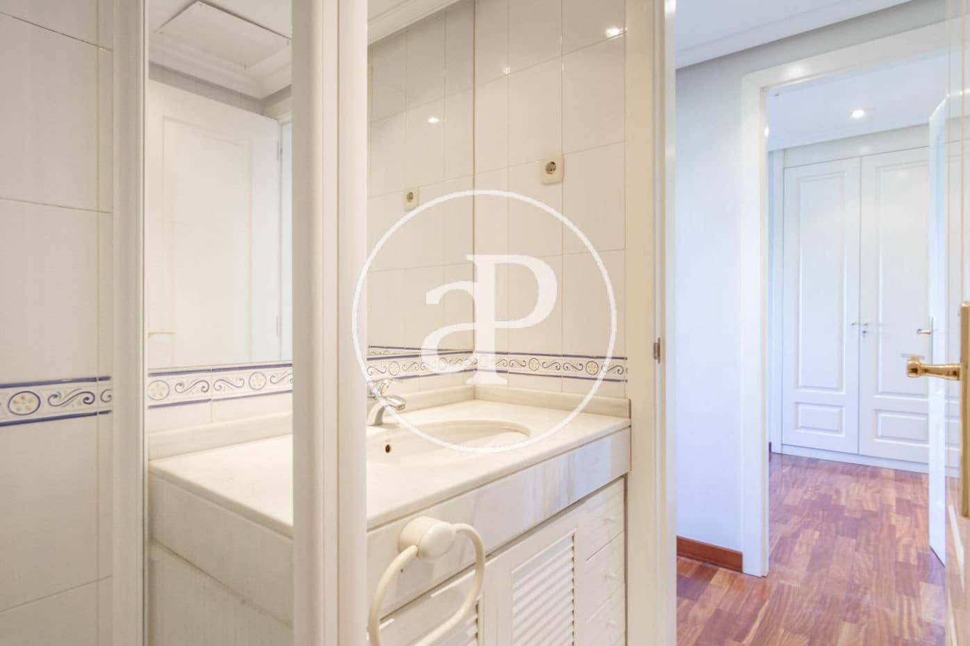 2 makuuhuone Huoneisto vuokrattavana paikassa La Moraleja mukana uima-altaan - 2 600 € (Ref: 9630349)