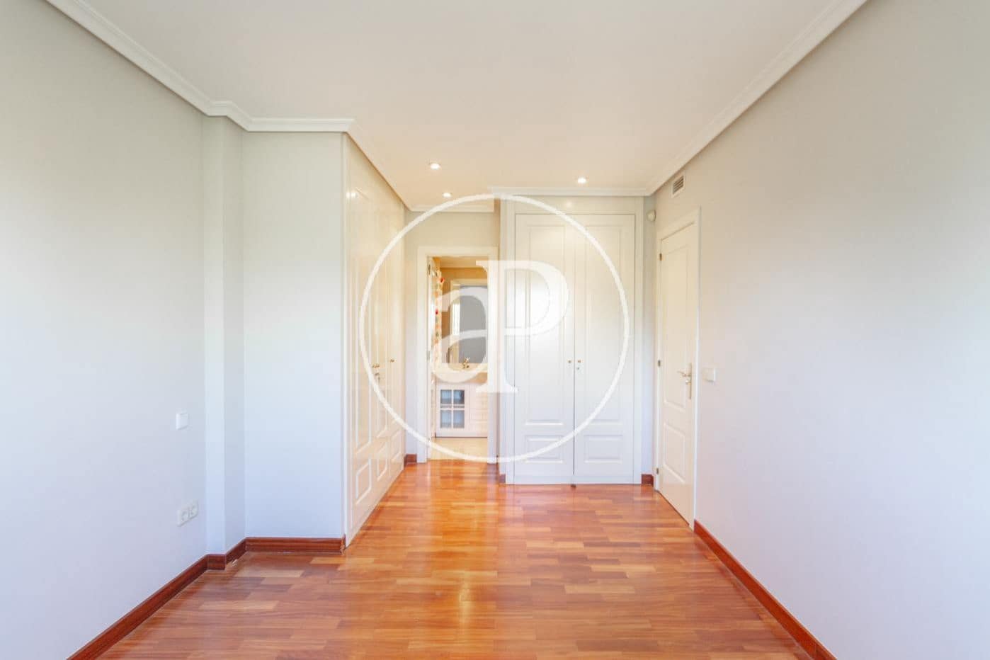 2 makuuhuone Huoneisto vuokrattavana paikassa La Moraleja mukana uima-altaan - 2 600 € (Ref: 9630349)