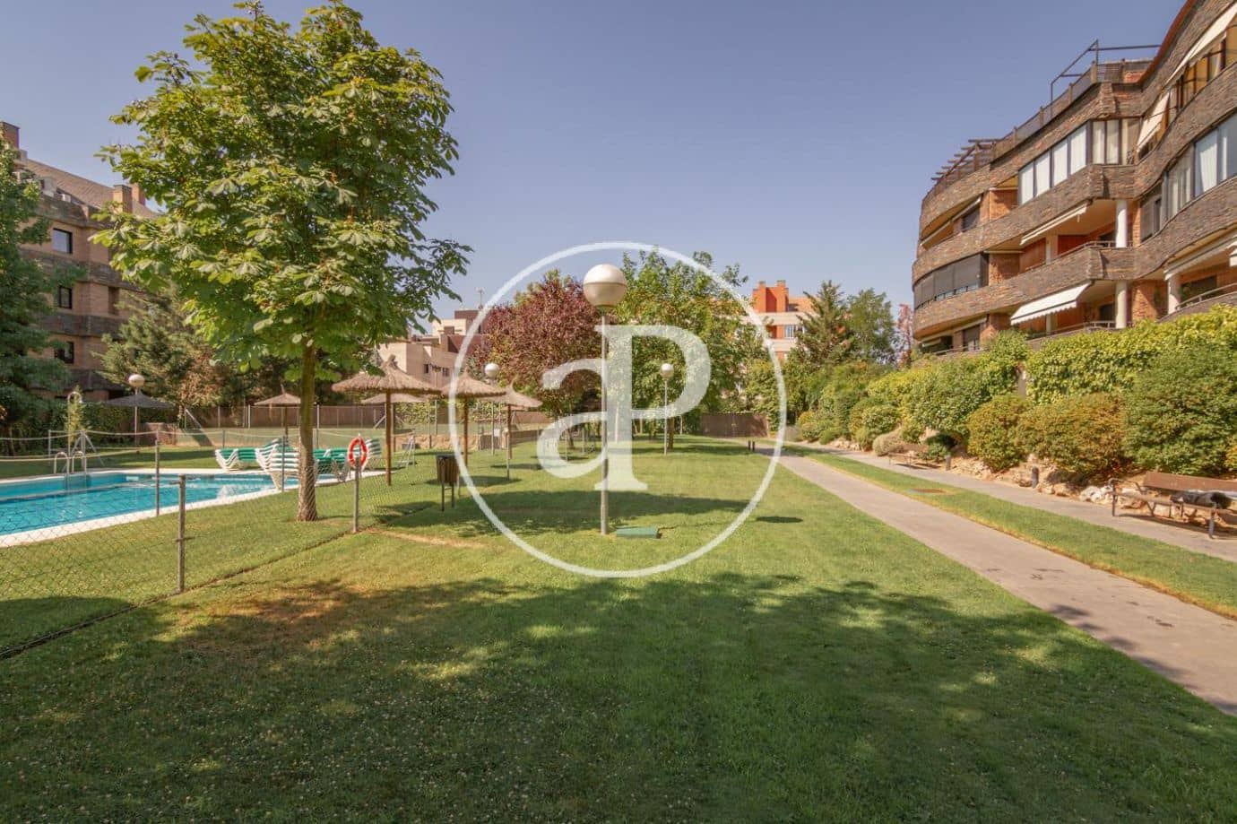 2 makuuhuone Huoneisto vuokrattavana paikassa La Moraleja mukana uima-altaan - 2 600 € (Ref: 9630349)