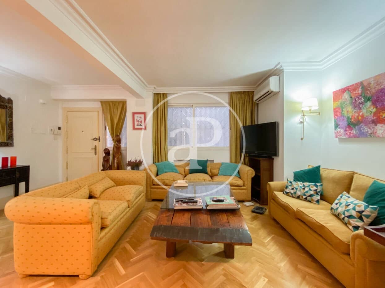 3 makuuhuone Huoneisto vuokrattavana paikassa Madrid kaupunki - 2 800 € (Ref: 9630350)