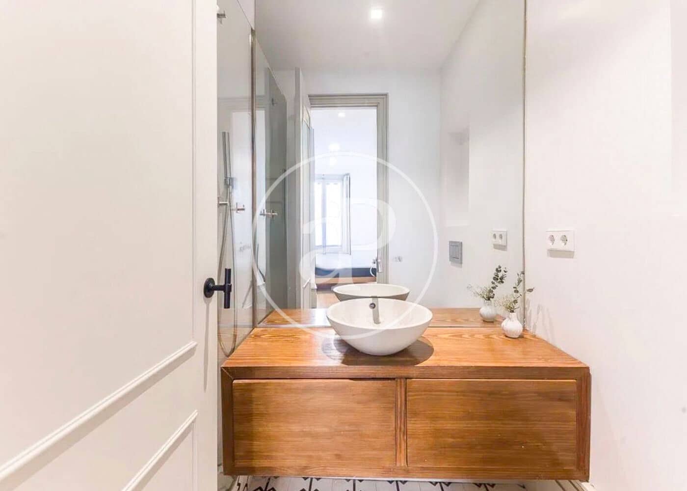 2 bedroom Apartment for rent in Madrid city - € 4,500 (Ref: 9630352)