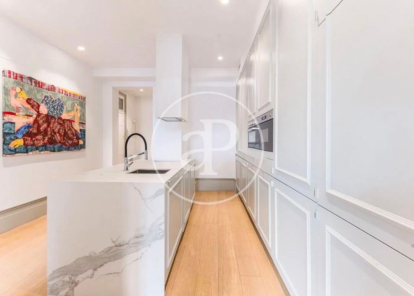 2 bedroom Apartment for rent in Madrid city - € 4,500 (Ref: 9630352)