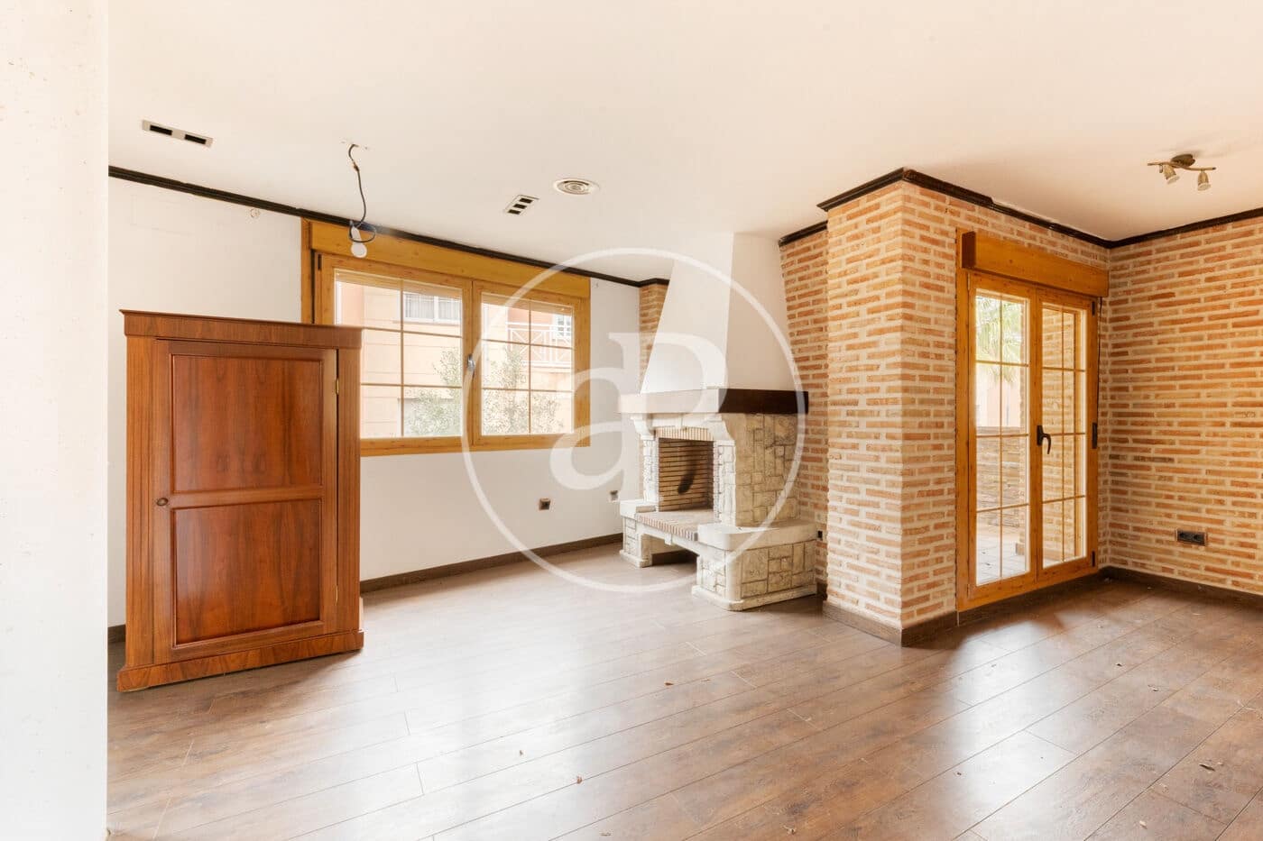 5 slaapkamer Villa te koop in Madrid stad met zwembad - € 1.335.000 (Ref: 9630354)