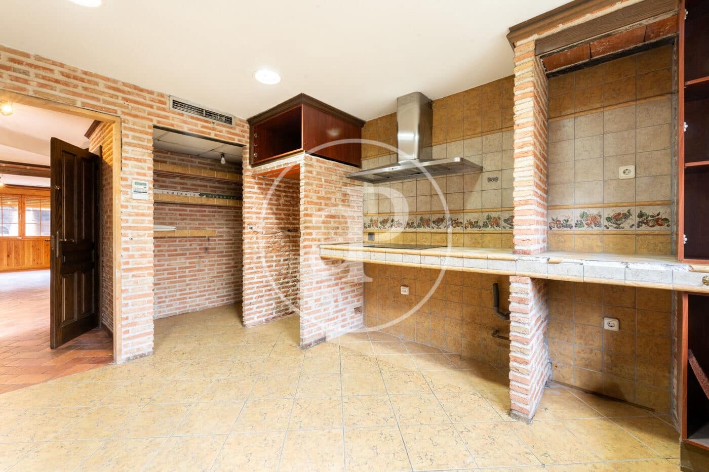 5 slaapkamer Villa te koop in Madrid stad met zwembad - € 1.335.000 (Ref: 9630354)