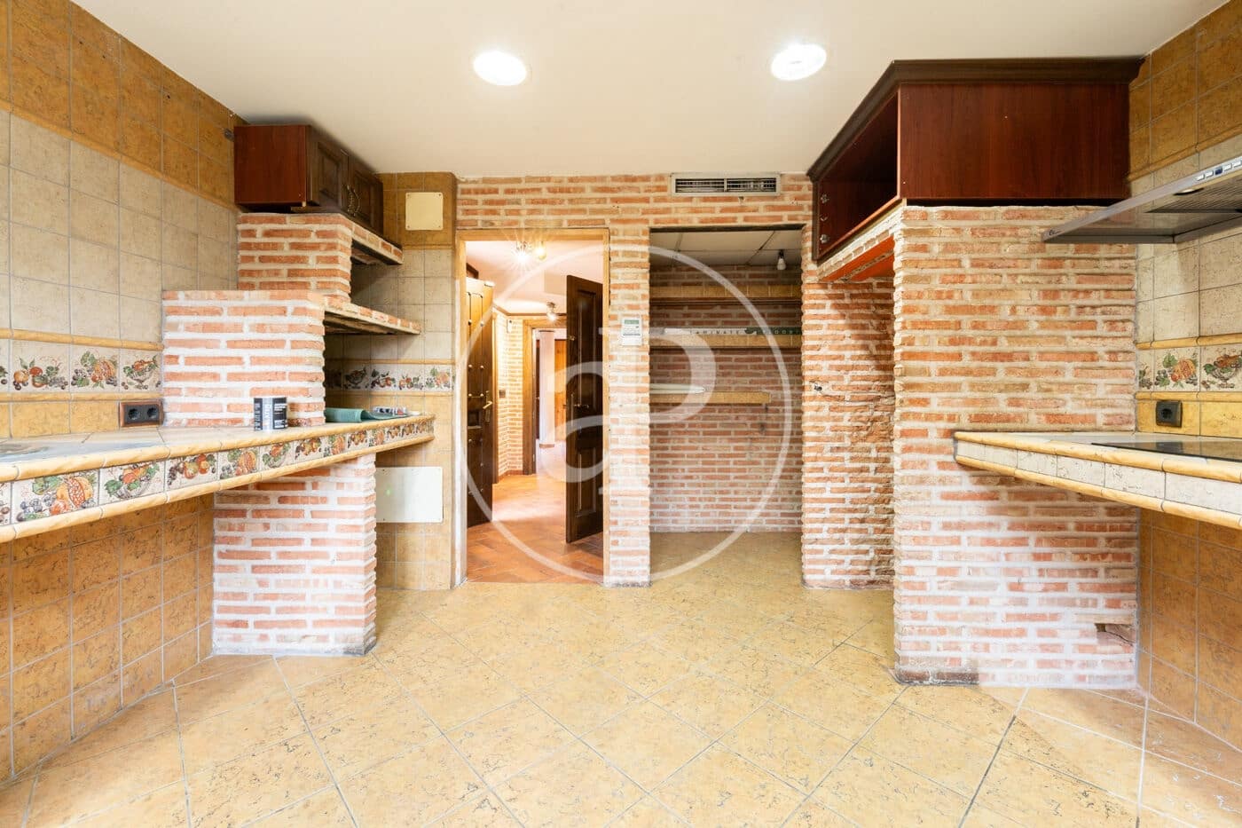 5 slaapkamer Villa te koop in Madrid stad met zwembad - € 1.335.000 (Ref: 9630354)