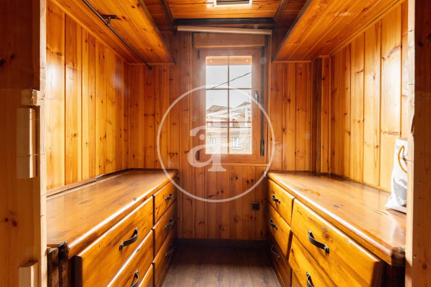 5 slaapkamer Villa te koop in Madrid stad met zwembad - € 1.335.000 (Ref: 9630354)