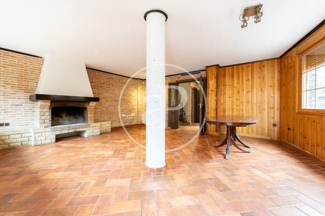 5 bedroom Villa for sale in Valdezarza, Madrid city with pool - € 1,335,000 (Ref: 9630354)