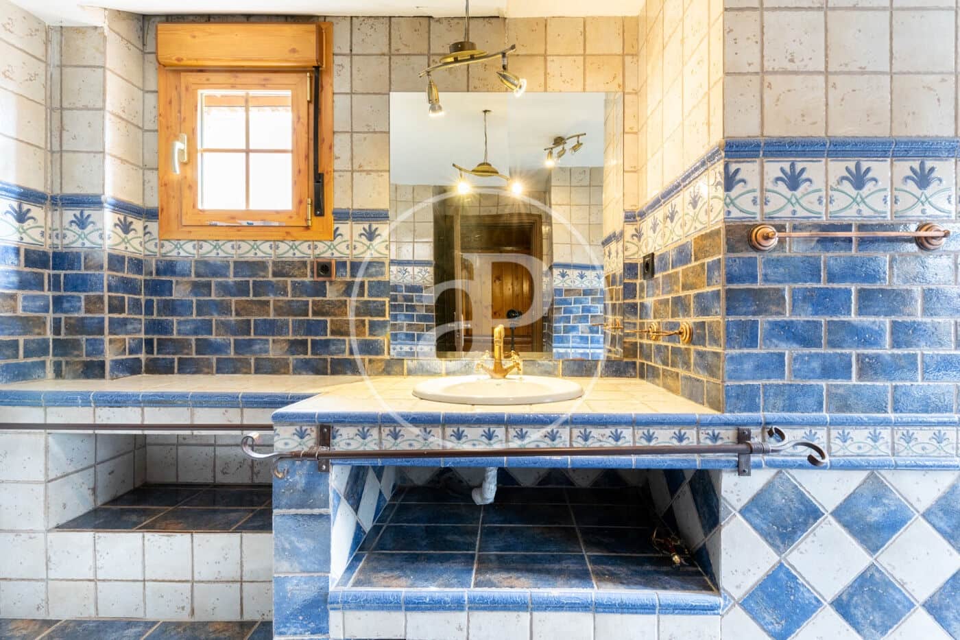 5 slaapkamer Villa te koop in Madrid stad met zwembad - € 1.335.000 (Ref: 9630354)