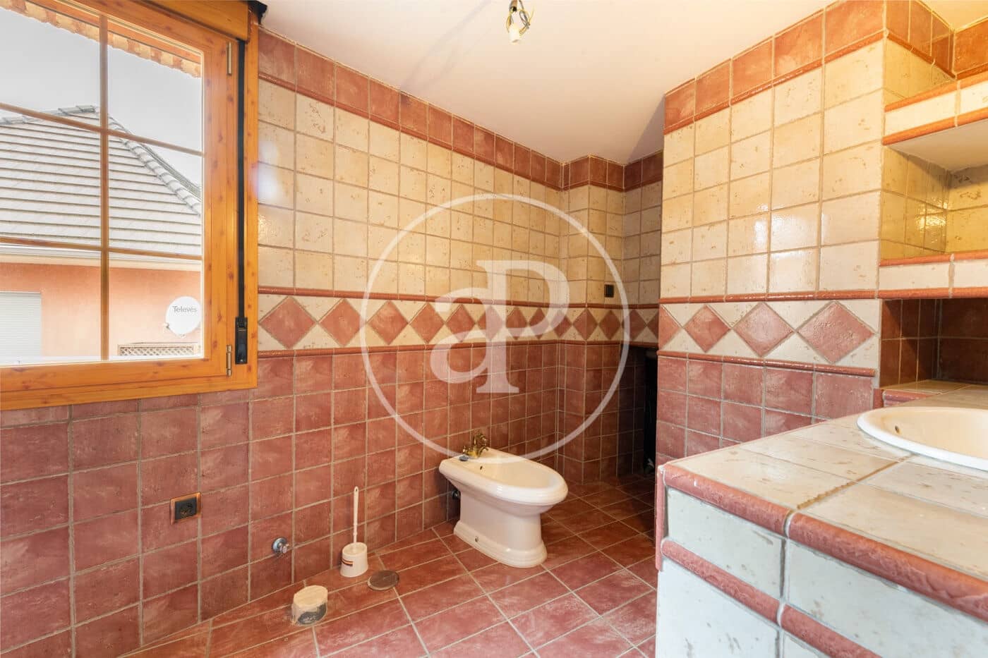 5 slaapkamer Villa te koop in Madrid stad met zwembad - € 1.335.000 (Ref: 9630354)