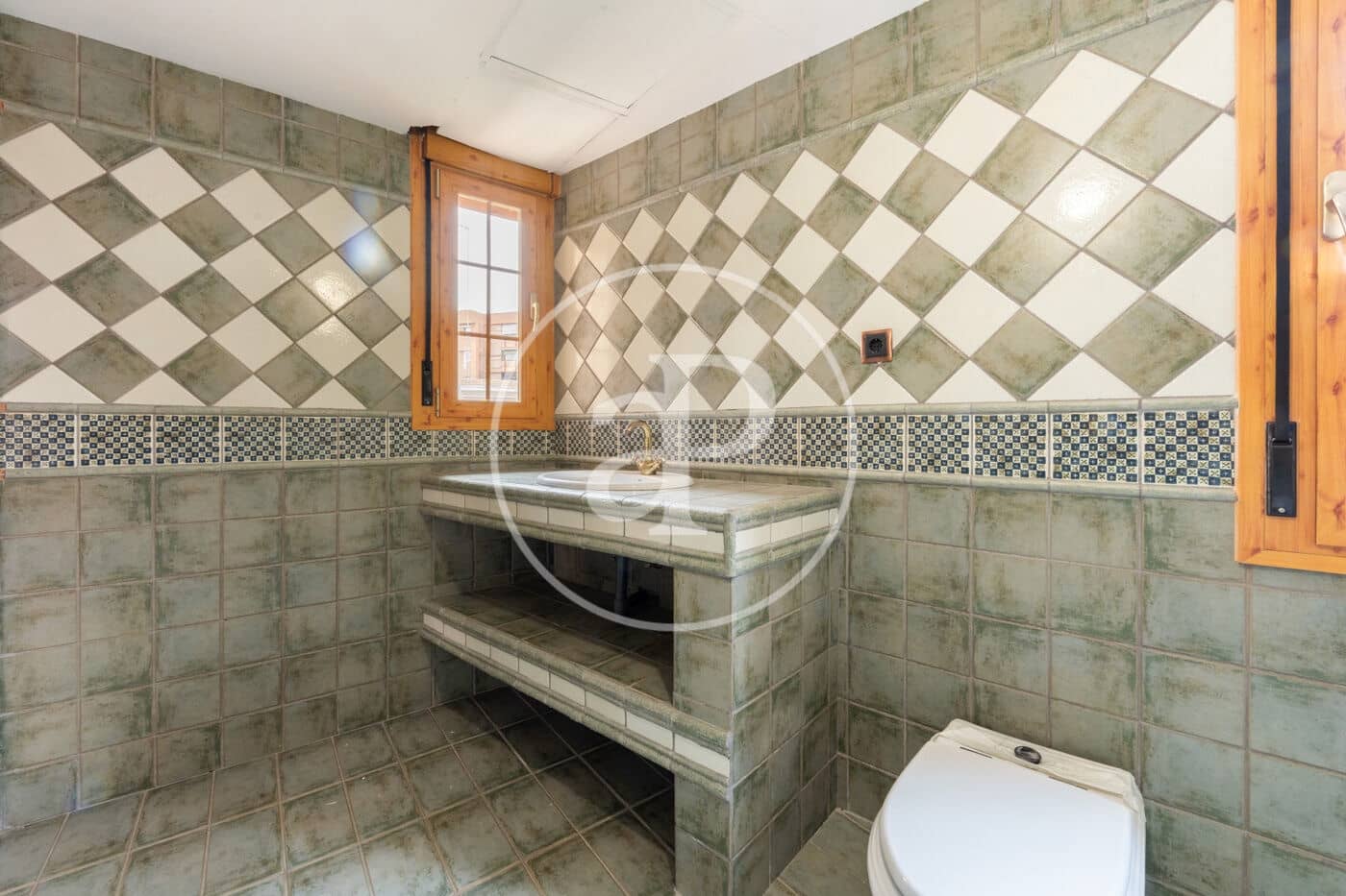 5 slaapkamer Villa te koop in Madrid stad met zwembad - € 1.335.000 (Ref: 9630354)