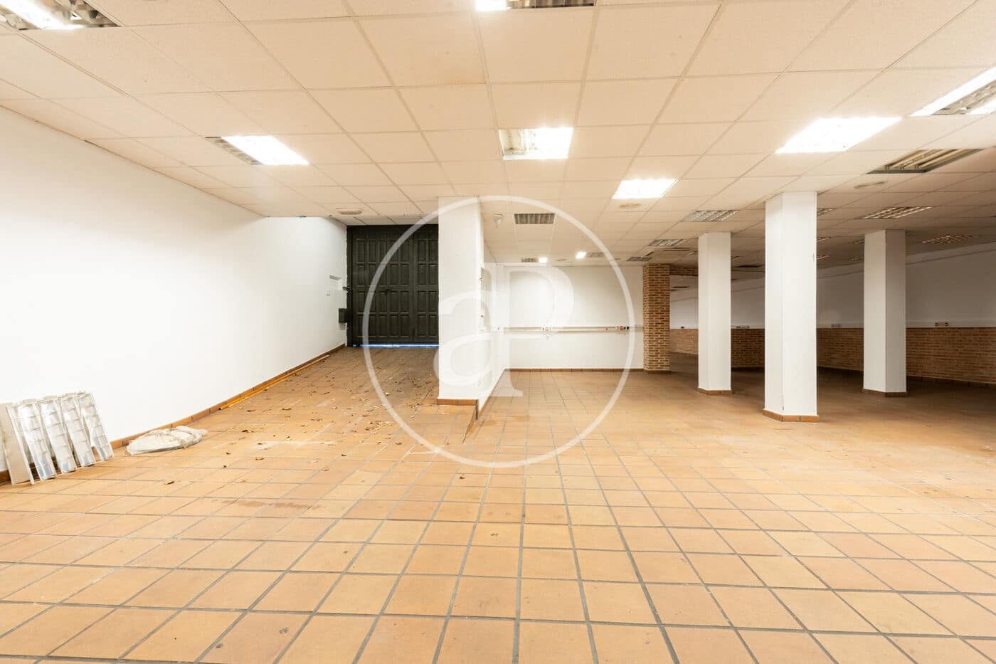 5 slaapkamer Villa te koop in Madrid stad met zwembad - € 1.335.000 (Ref: 9630354)