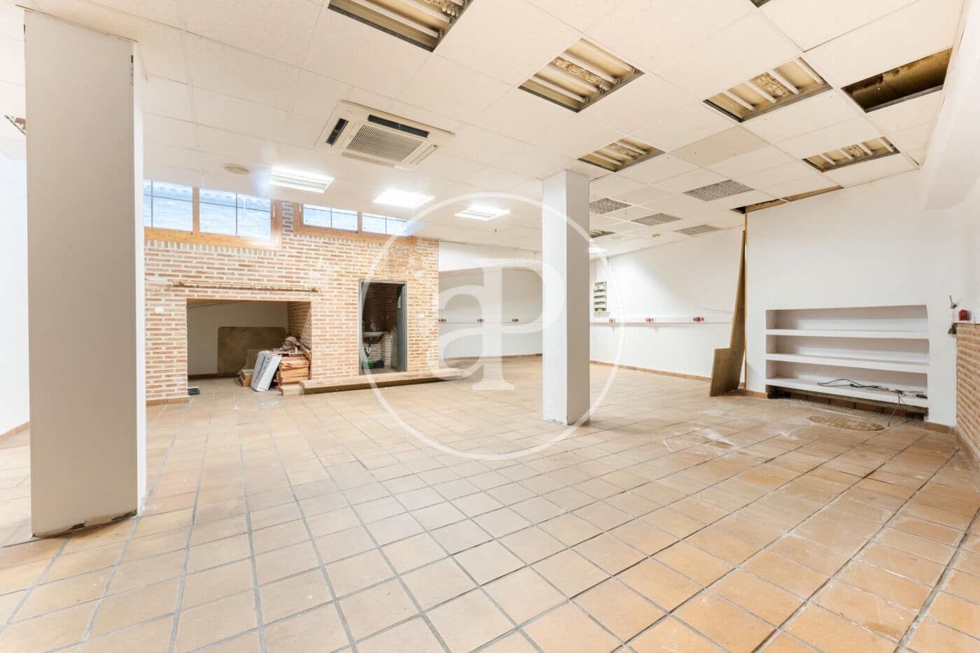 5 slaapkamer Villa te koop in Madrid stad met zwembad - € 1.335.000 (Ref: 9630354)