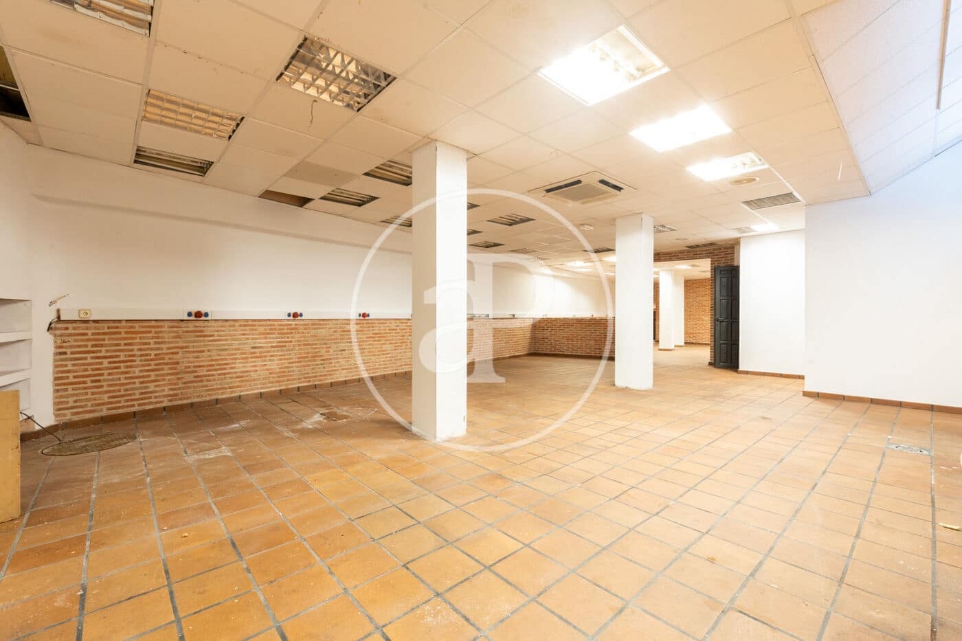 5 slaapkamer Villa te koop in Madrid stad met zwembad - € 1.335.000 (Ref: 9630354)