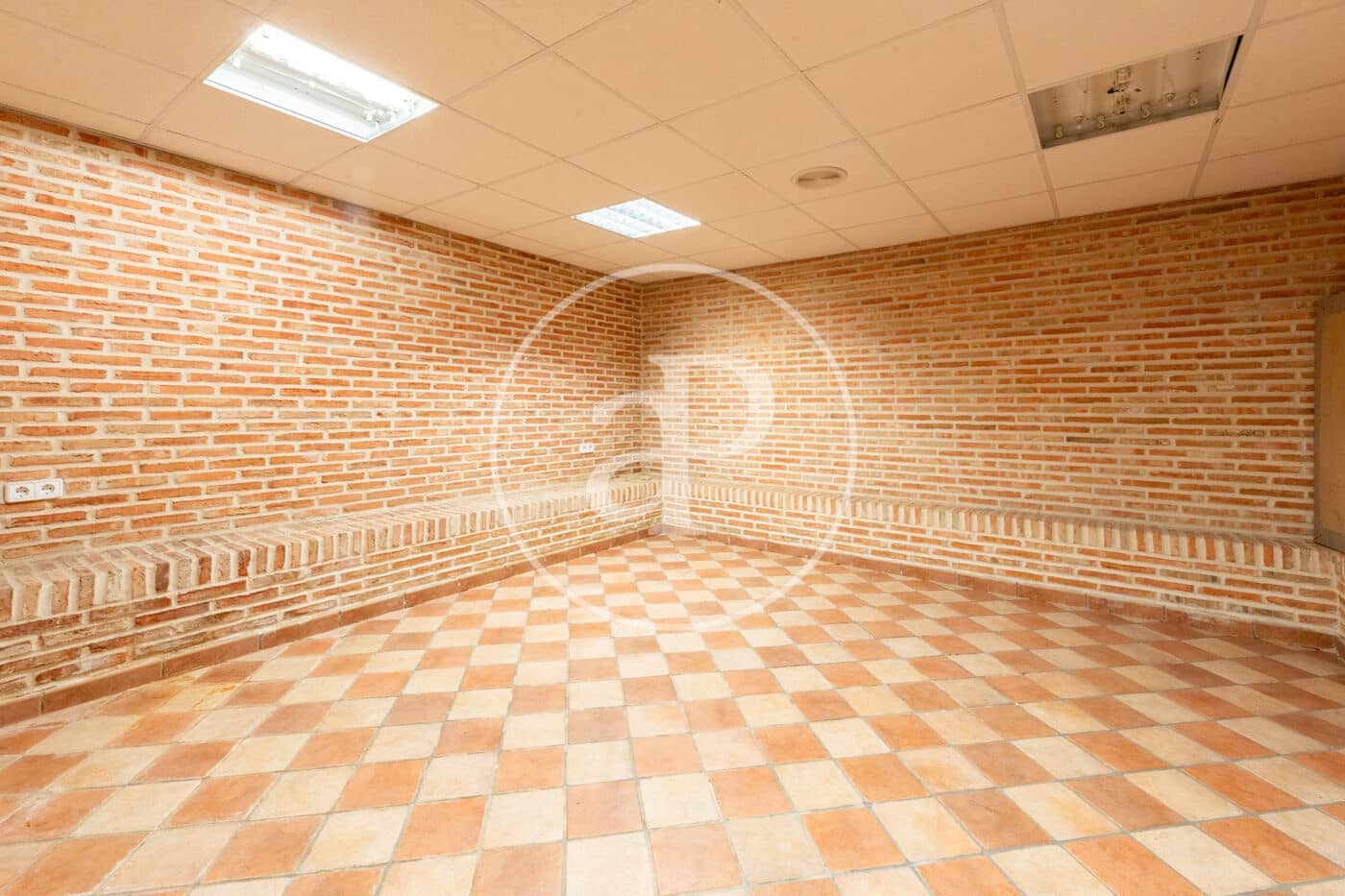 5 slaapkamer Villa te koop in Madrid stad met zwembad - € 1.335.000 (Ref: 9630354)