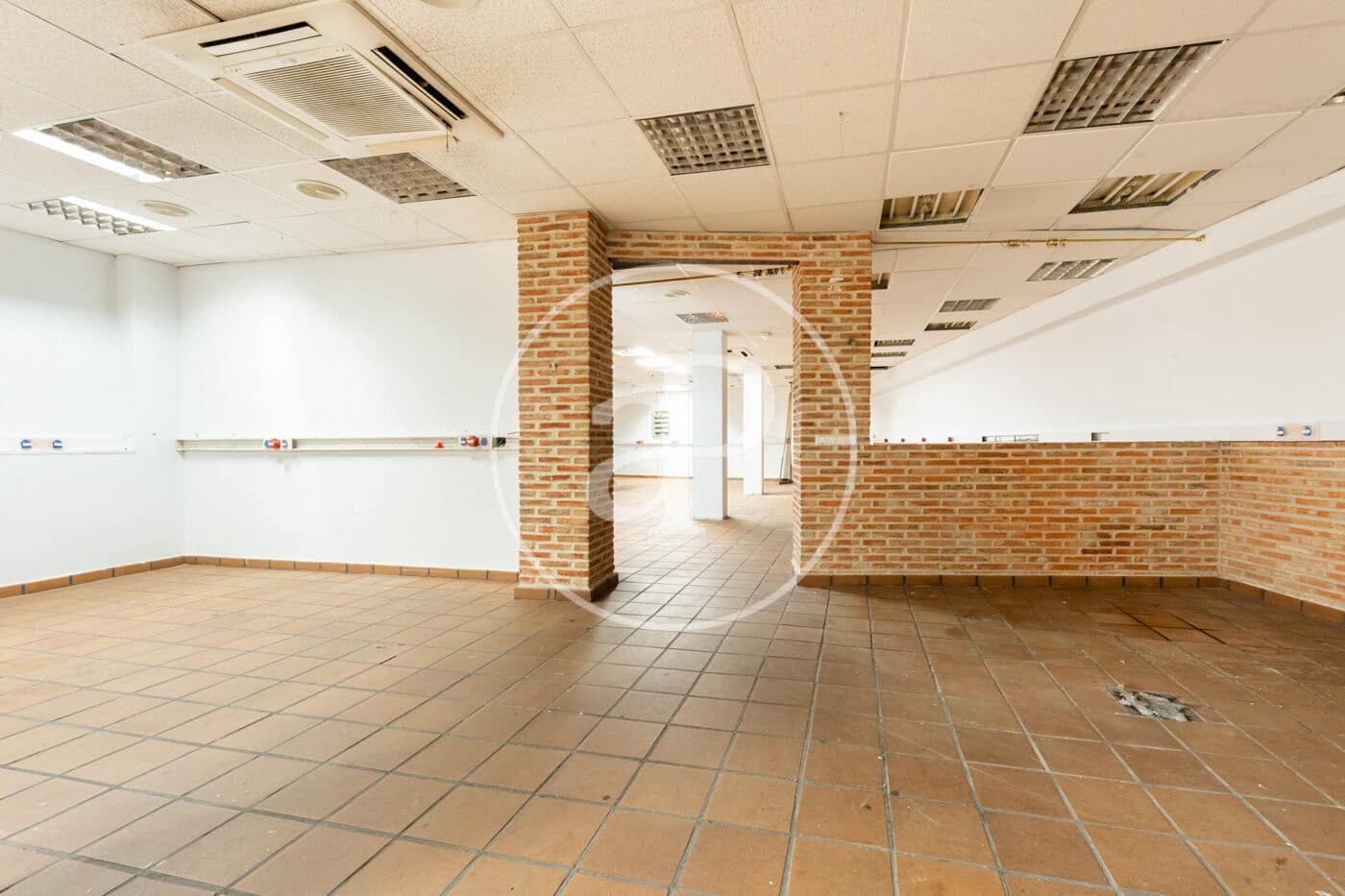 5 slaapkamer Villa te koop in Madrid stad met zwembad - € 1.335.000 (Ref: 9630354)