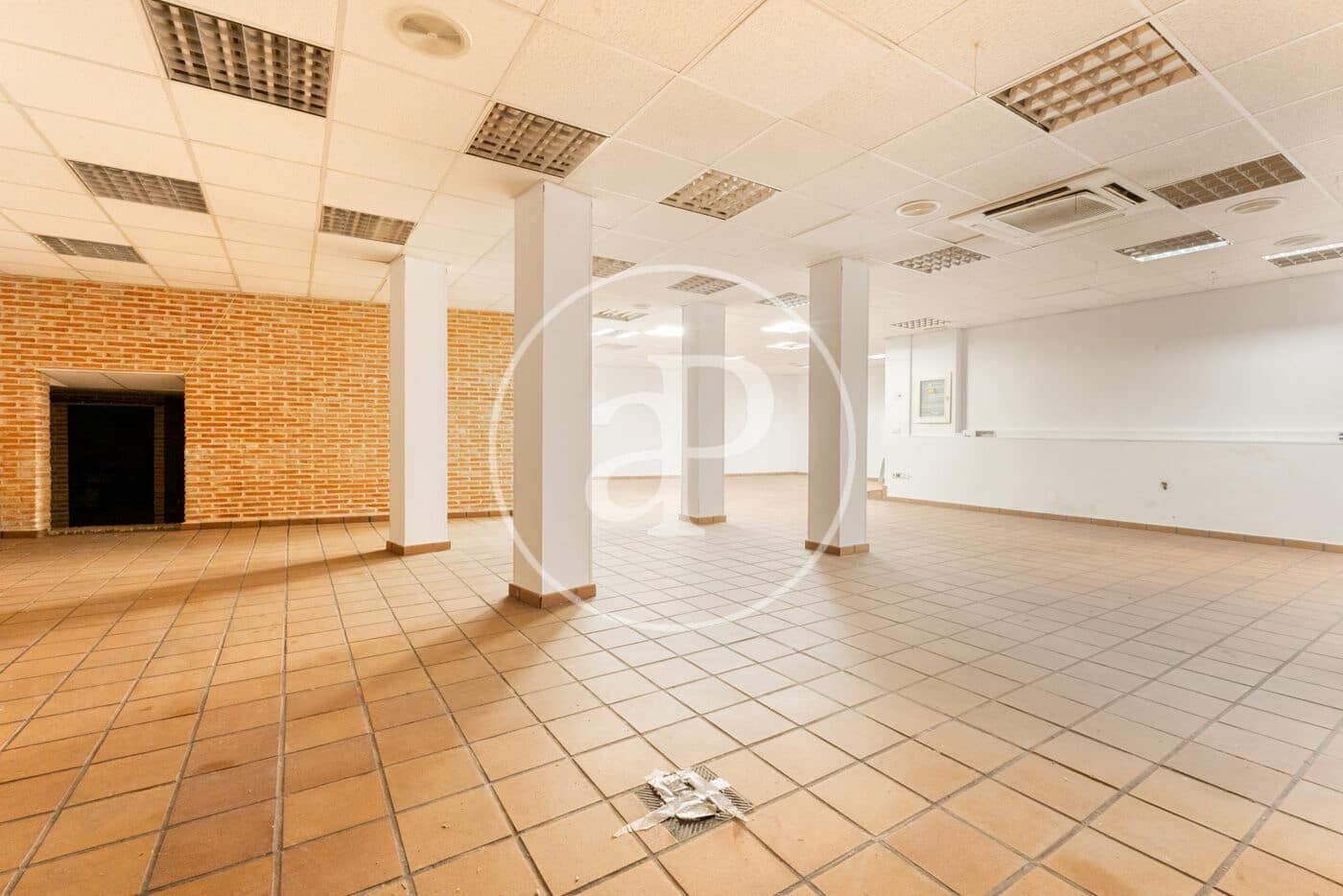 5 slaapkamer Villa te koop in Madrid stad met zwembad - € 1.335.000 (Ref: 9630354)