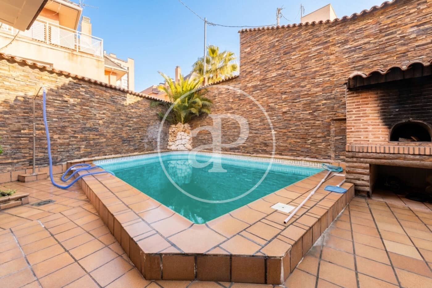 5 slaapkamer Villa te koop in Madrid stad met zwembad - € 1.335.000 (Ref: 9630354)