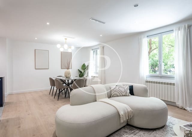 3 soveværelse Lejlighed til salg i Palacio, Madrid by - € 1.195.000 (Ref: 9630356)