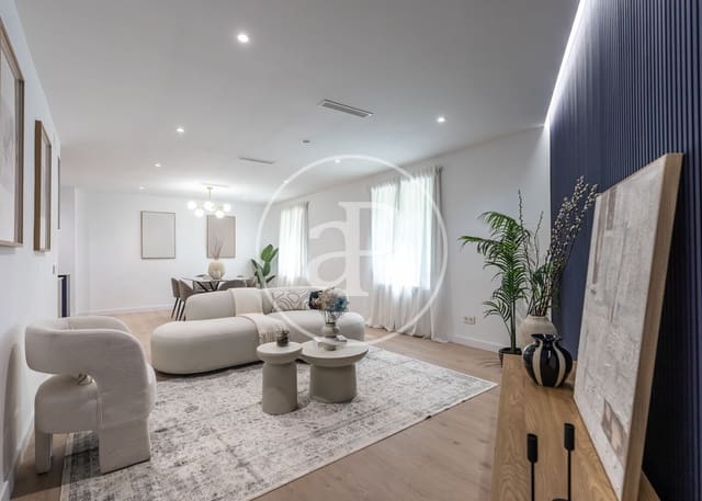 3 soveværelse Lejlighed til salg i Palacio, Madrid by - € 1.195.000 (Ref: 9630356)