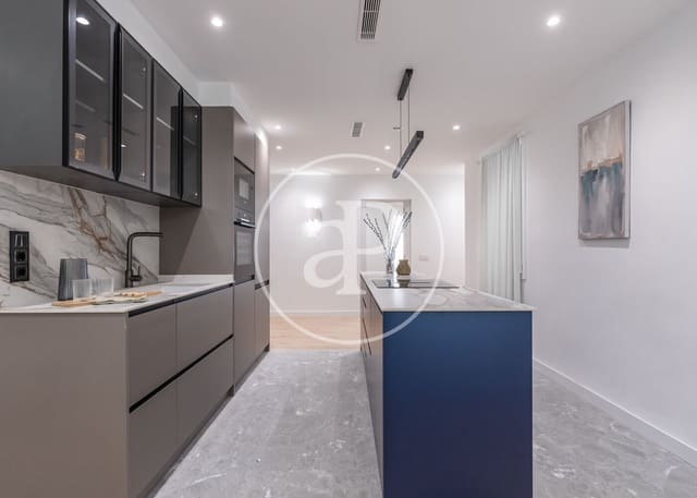 3 soveværelse Lejlighed til salg i Palacio, Madrid by - € 1.195.000 (Ref: 9630356)