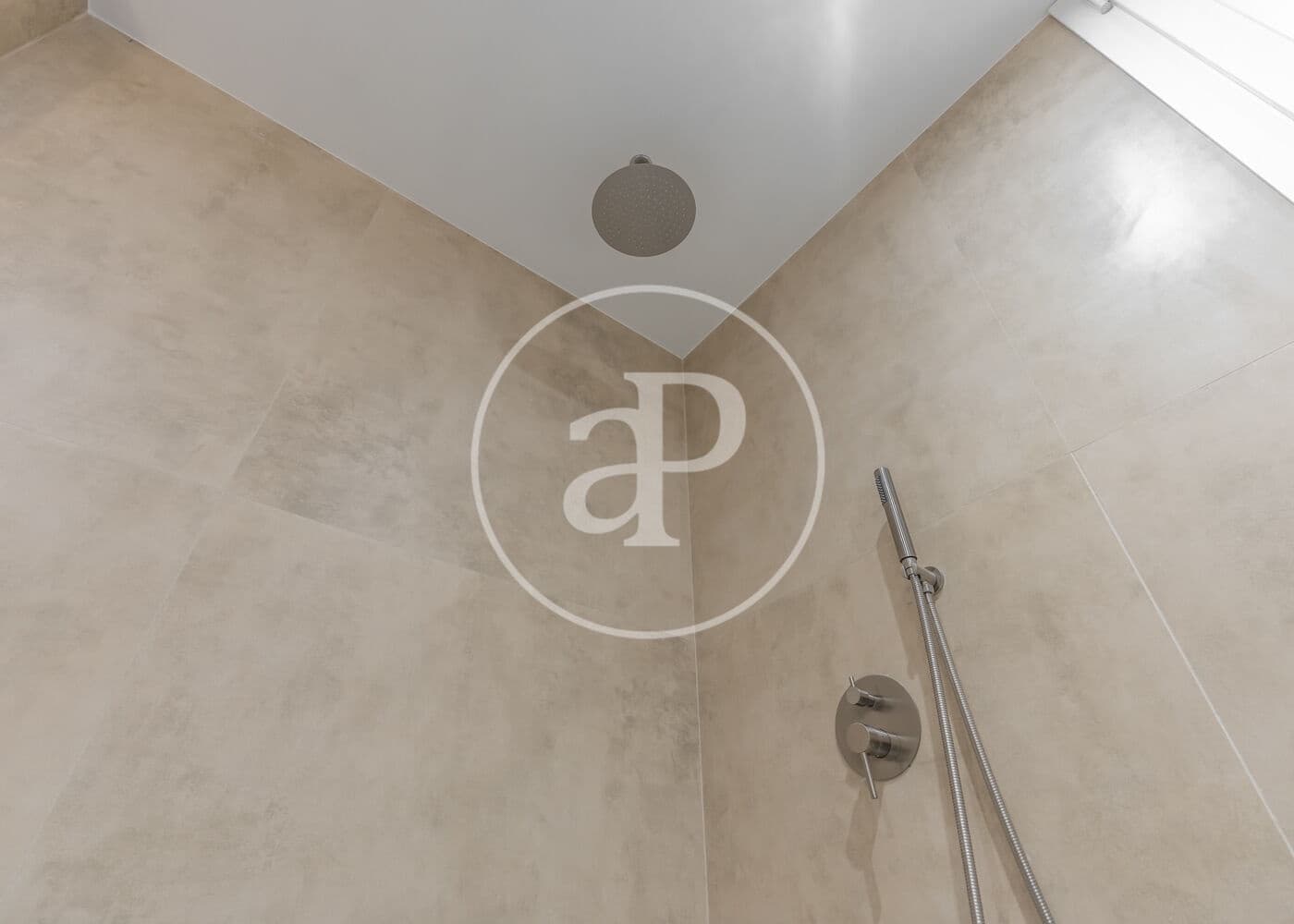 3 quarto Apartamento para venda em Madrid cidade - 1 195 000 € (Ref: 9630356)