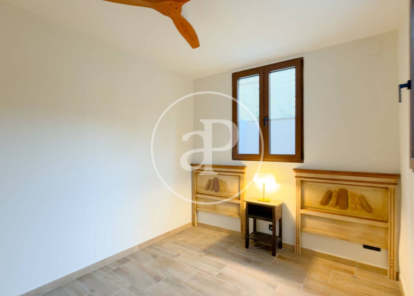 2 quarto Apartamento para arrendar em Madrid cidade - 2 000 € (Ref: 9634589)