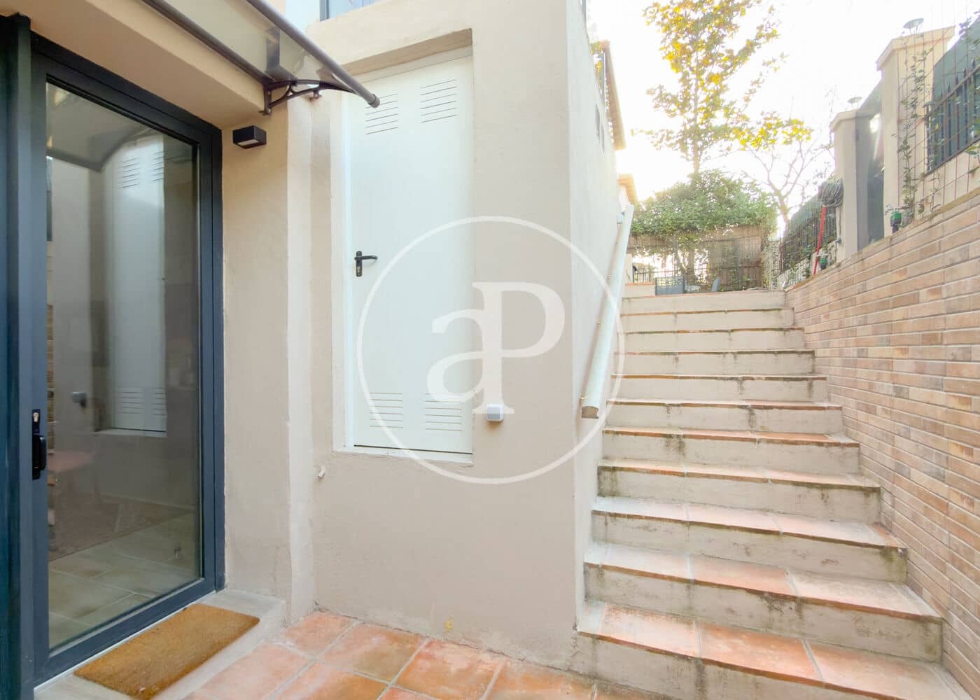 2 quarto Apartamento para arrendar em Madrid cidade - 2 000 € (Ref: 9634589)