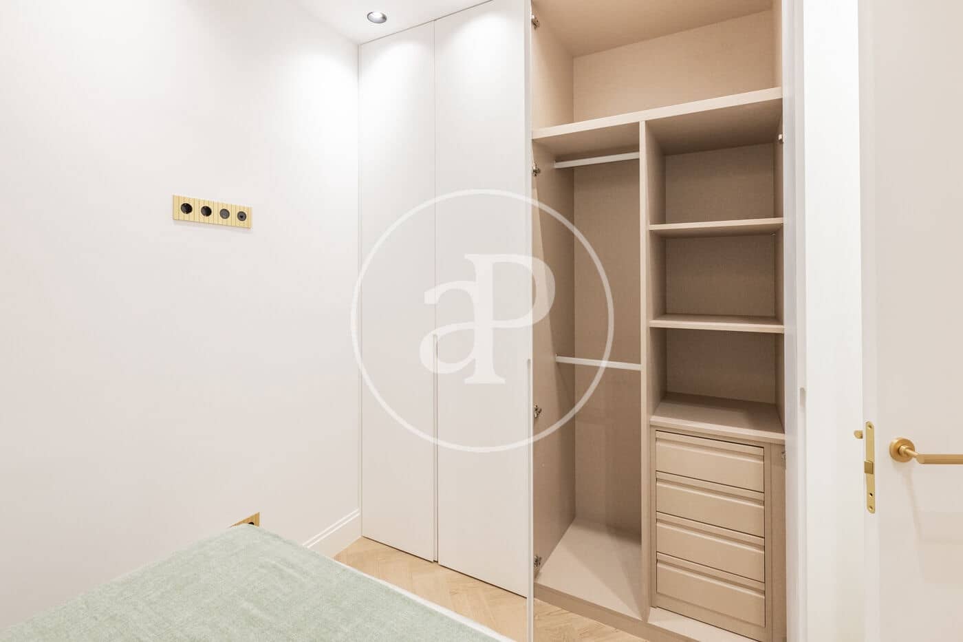 2 sovrum Lägenhet till salu i Madrid stad - 890 000 € (Ref: 9634590)