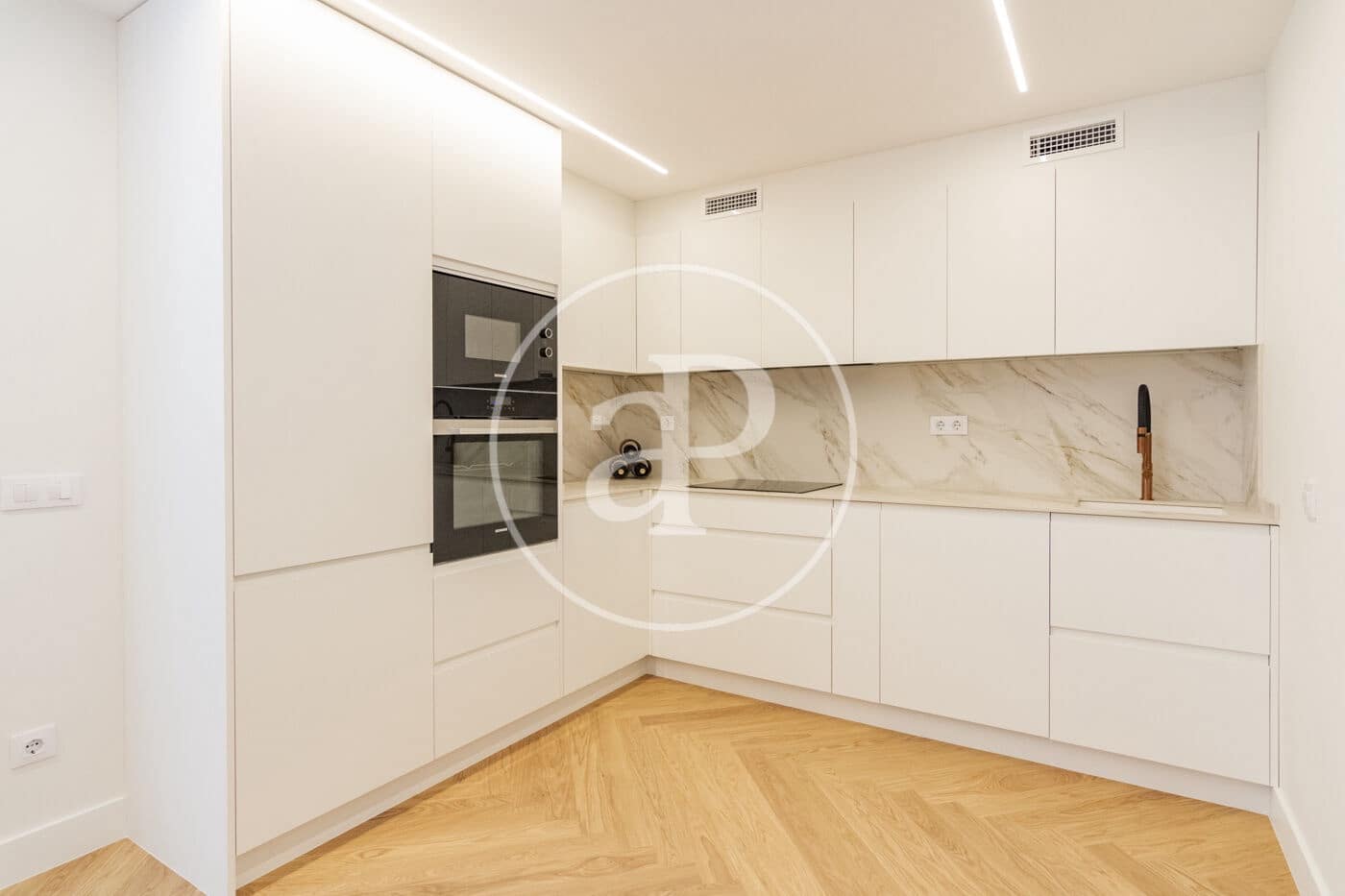 3 slaapkamer Appartement te koop in Madrid stad - € 2.550.000 (Ref: 9637616)
