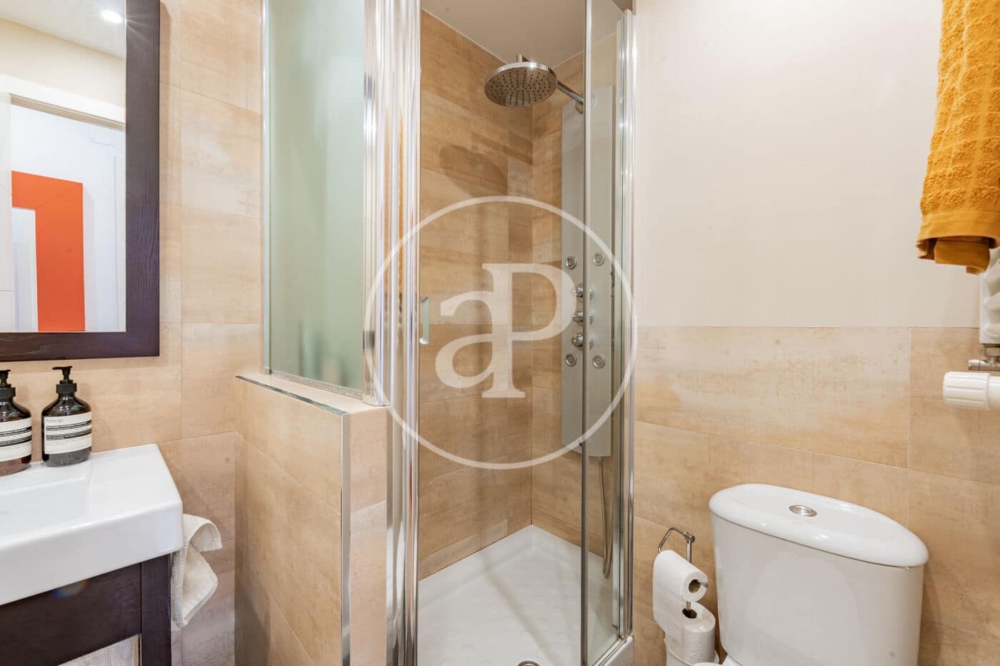 Apartamento de 2 habitaciones en Madrid ciudad en venta - 525.000 € (Ref: 9637617)