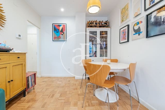 Apartamento de 2 habitaciones en Embajadores, Madrid ciudad en venta - 525.000 € (Ref: 9637617)