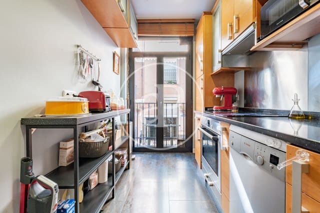 Apartamento de 2 habitaciones en Embajadores, Madrid ciudad en venta - 525.000 € (Ref: 9637617)