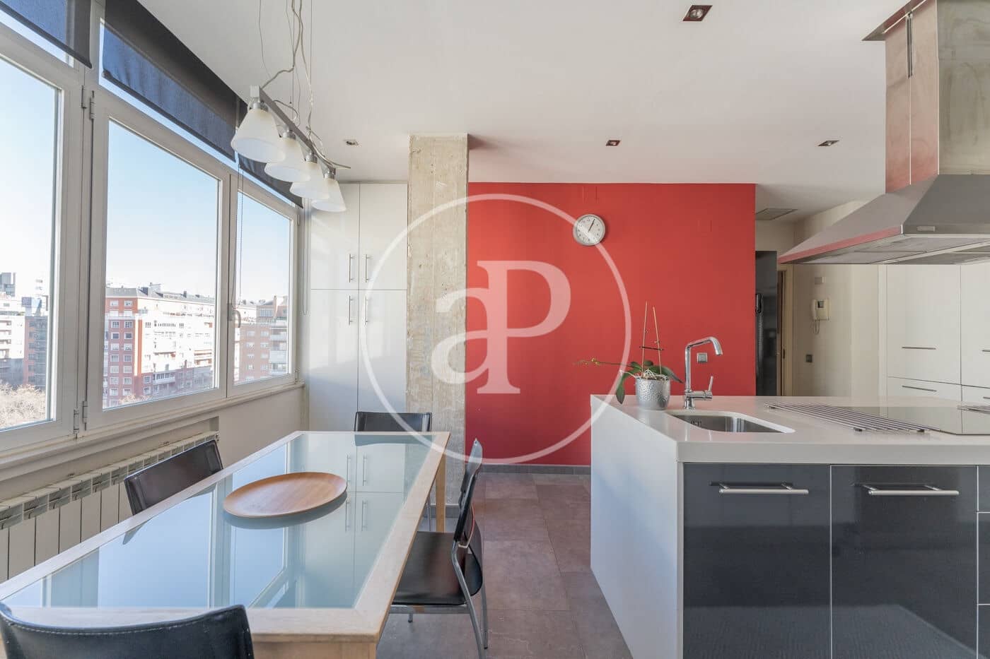 3 makuuhuone Huoneisto vuokrattavana paikassa Madrid kaupunki - 4 000 € (Ref: 9637618)