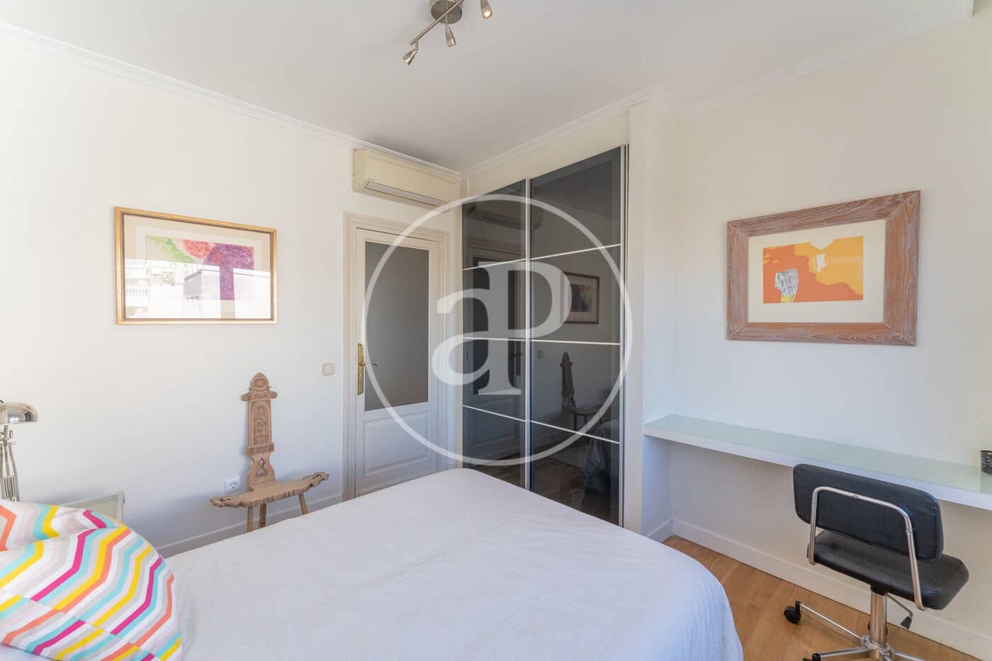 3 makuuhuone Huoneisto vuokrattavana paikassa Madrid kaupunki - 4 000 € (Ref: 9637618)