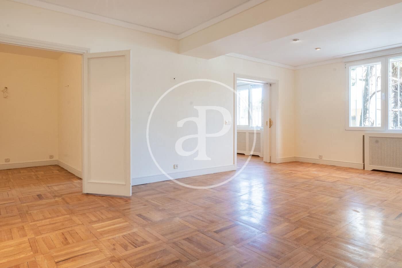 3 slaapkamer Appartement te huur in Madrid stad - € 3.200 (Ref: 9637619)