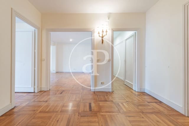 3 makuuhuone Huoneisto vuokrattavana paikassa El Viso, Madrid kaupunki - 3 200 € (Ref: 9637619)